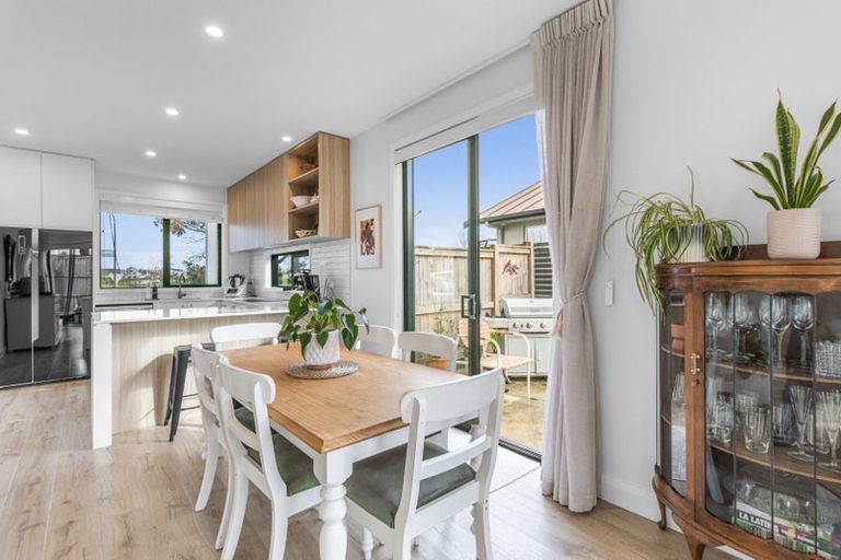 Photo of property in 30 Anchorage Drive, Karaka, Papakura, 2113