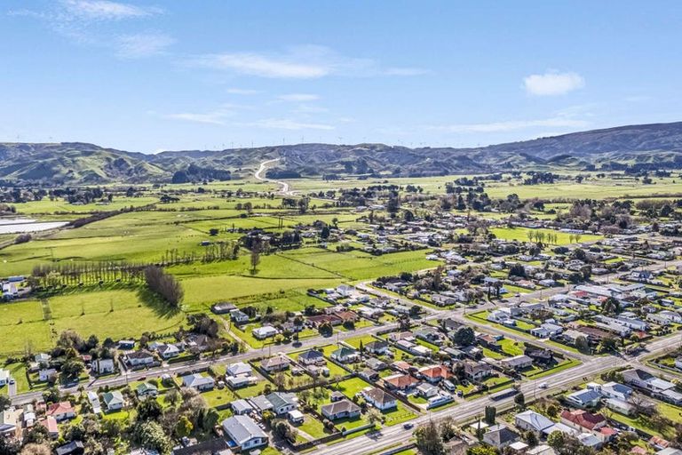 Photo of property in 8 Ormond Street, Woodville, 4920