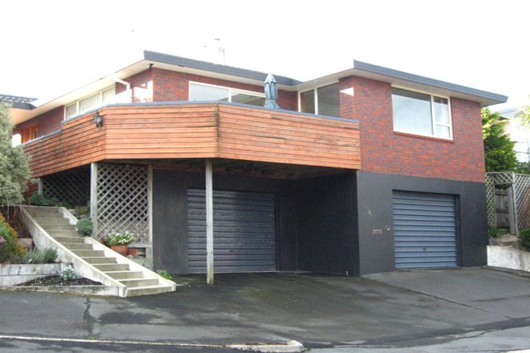 Photo of property in 4a Elliffe Place, Shiel Hill, Dunedin, 9013