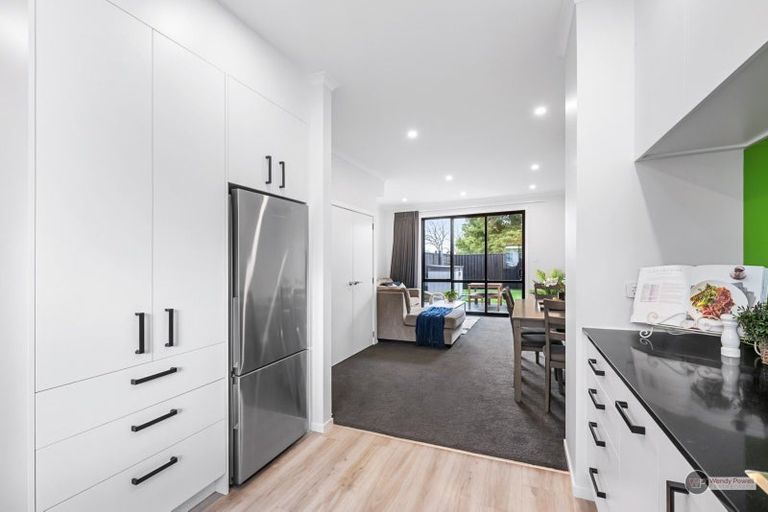 Photo of property in 4 Josland Lane, Wallaceville, Upper Hutt, 5018