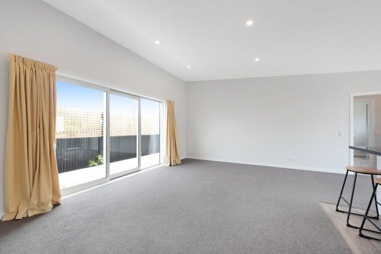 Photo of property in 10/59 Glenview Road, Glen Eden, Auckland, 0602