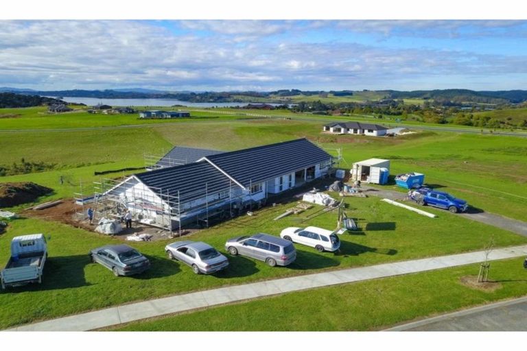 Photo of property in 4 Fernbird Grove, Kerikeri, 0294