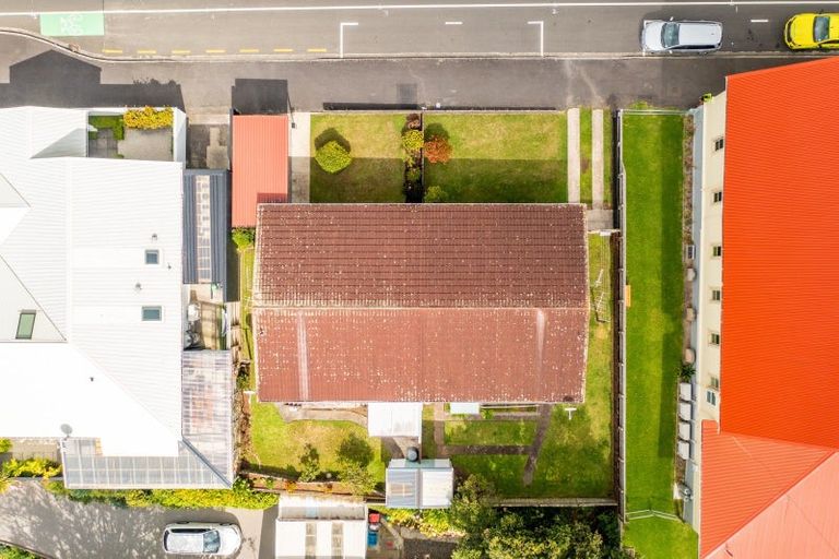 Photo of property in 509 Devon Street East, Strandon, New Plymouth, 4312