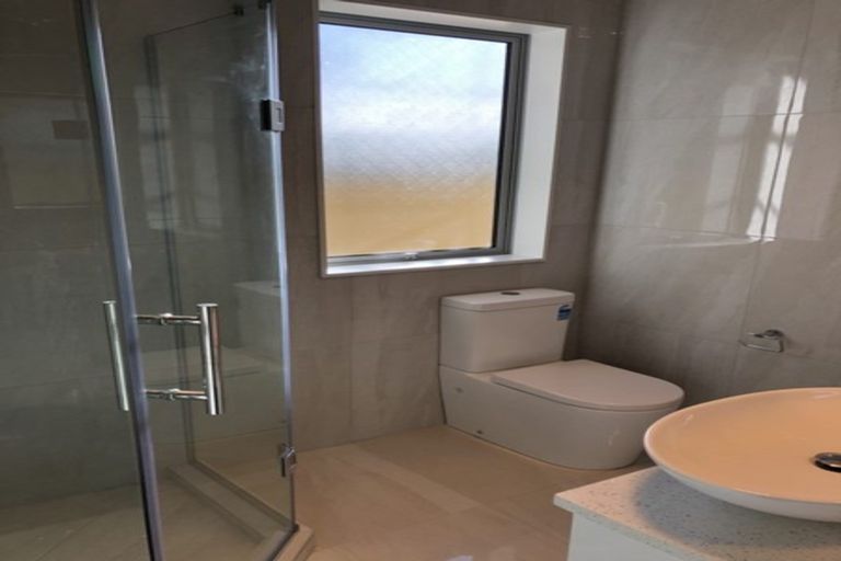 Photo of property in 73 Drumbuoy Drive, Flat Bush, Auckland, 2019