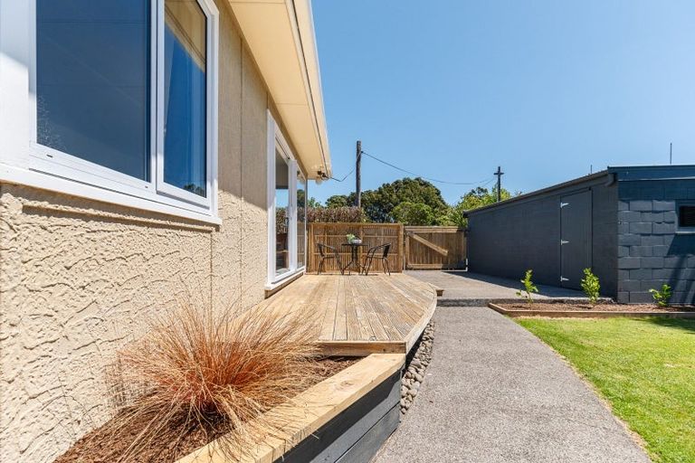 Photo of property in 43a Wallace Place, Westown, New Plymouth, 4310