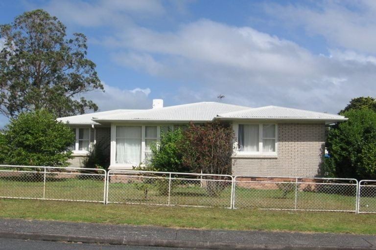 Photo of property in 20a Nile Road, Kelston, Auckland, 0602