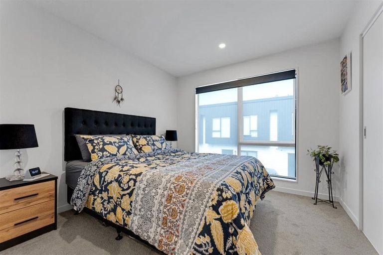 Photo of property in 109a Moire Road, West Harbour, Auckland, 0618