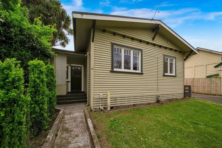 Photo of property in 63 Gladstone Street, Hawera, 4610