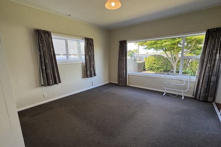 Photo of property in 106 Aorangi Road, Bryndwr, Christchurch, 8053