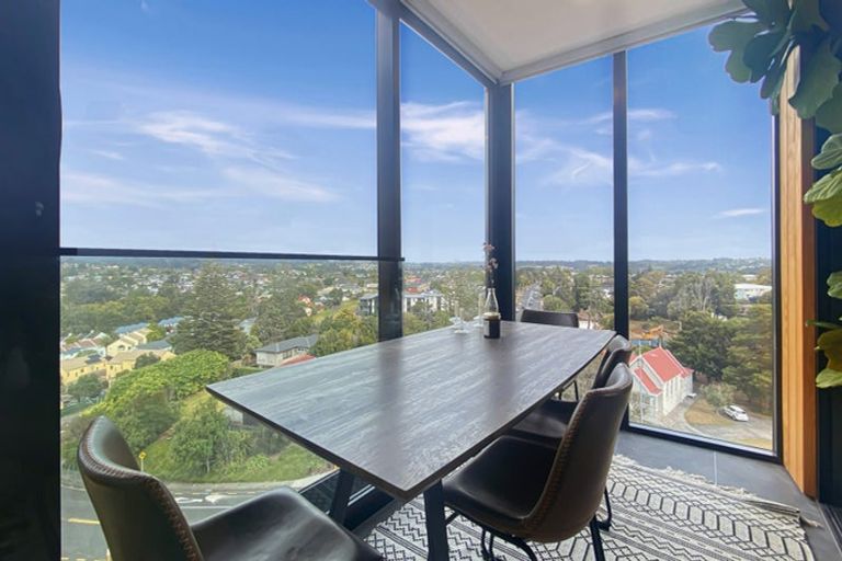 Photo of property in 703/1 Buscomb Avenue, Henderson, Auckland, 0610