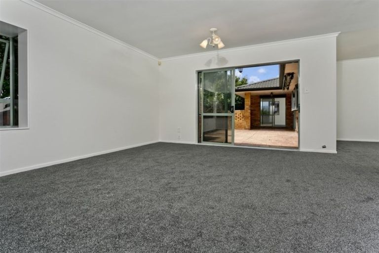 Photo of property in 5 Adelphi Place, Albany, Auckland, 0632