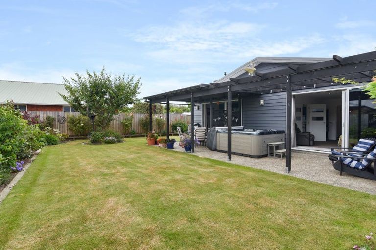 Photo of property in 12 William James Close, Mosgiel, 9024