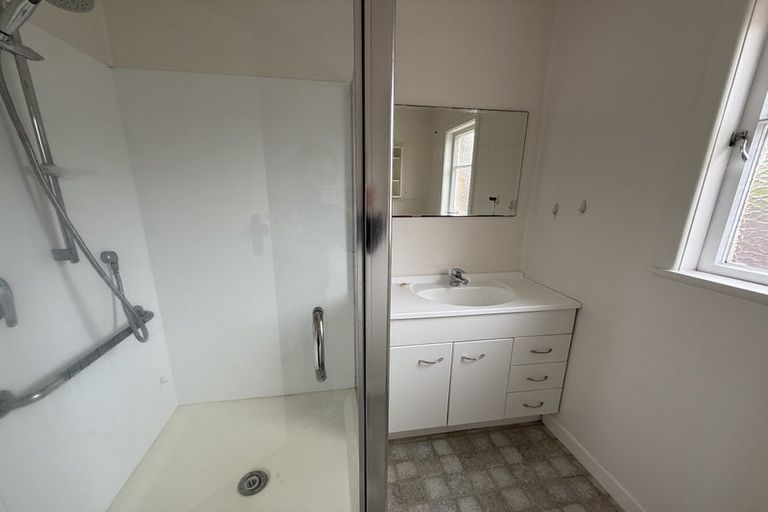 Photo of property in 12 Crete Avenue, Milford, Auckland, 0620