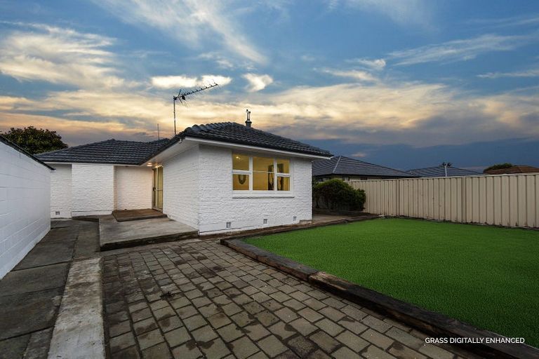 Photo of property in 15 Greenhaven Drive, Burwood, Christchurch, 8083
