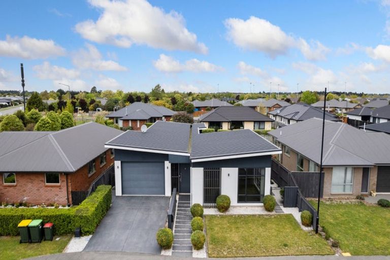 Photo of property in 14 Jasper Court, Rolleston, 7614