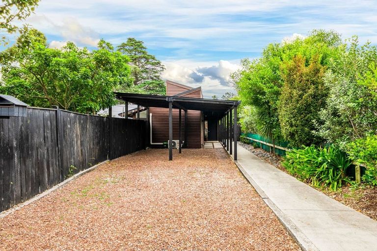 Photo of property in 279 Royal Road, Massey, Auckland, 0614