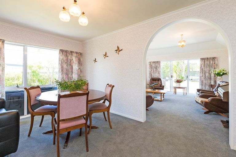 Photo of property in 166 Kelvin Grove Road, Kelvin Grove, Palmerston North, 4414