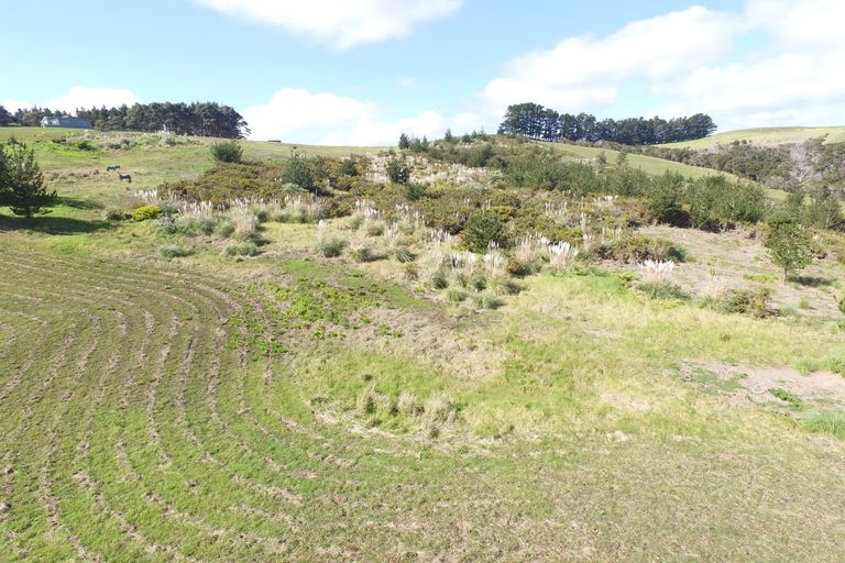 Photo of property in 24 Pekama Drive, Cable Bay, 0420