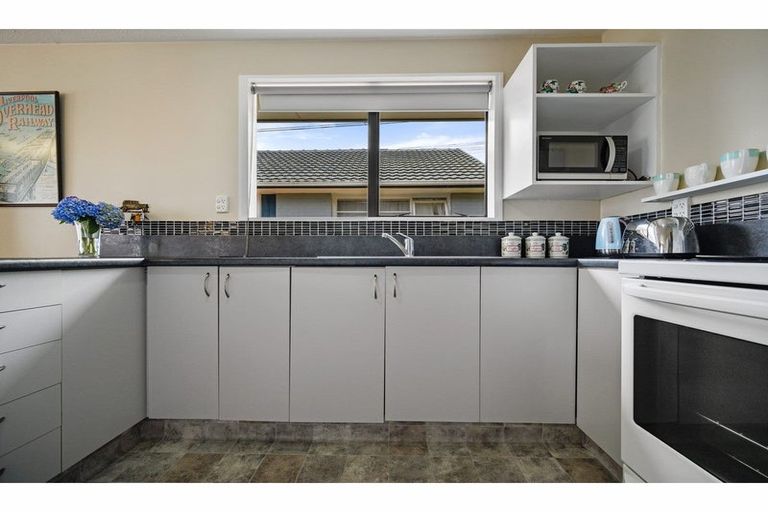 Photo of property in 1/31 Hornsby Street, Bishopdale, Christchurch, 8053