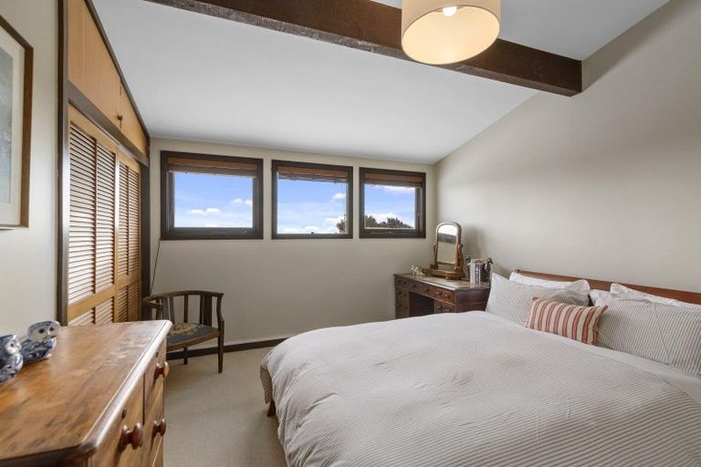 Photo of property in 8 Kidson Terrace, Cashmere, Christchurch, 8022