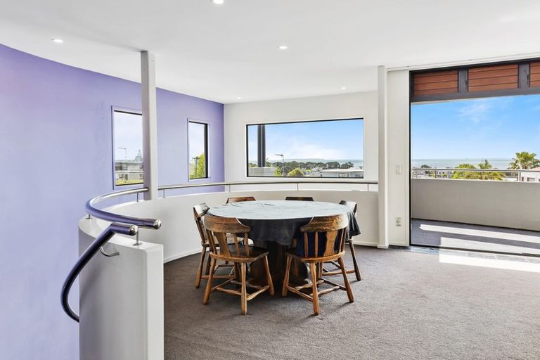 Photo of property in 22a Eastcliffe Road, Castor Bay, Auckland, 0620