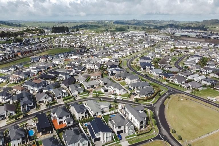 Photo of property in 11 Pommes Way, Silverdale, 0932