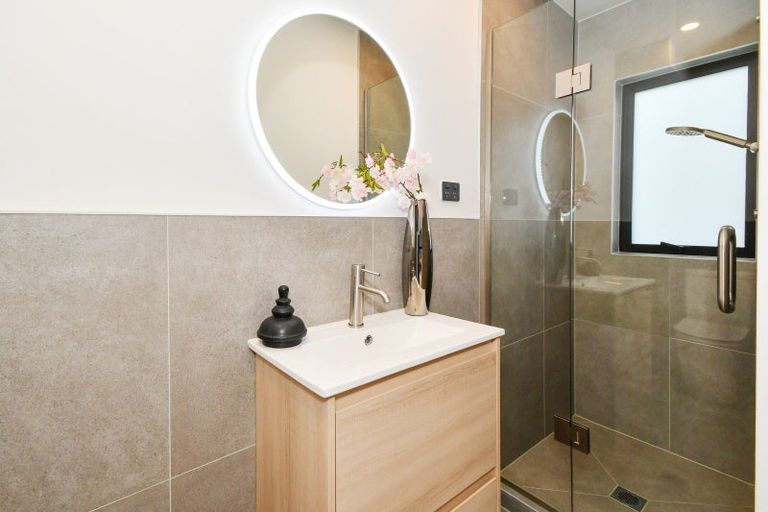 Photo of property in 1/30 Wellesley Road, Mangere Bridge, Auckland, 2022