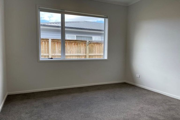 Photo of property in 28 Nellie Drive, Kumeu, 0810