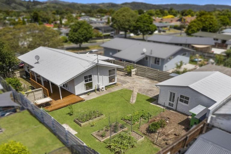 Photo of property in 186 California Drive, Totara Park, Upper Hutt, 5018