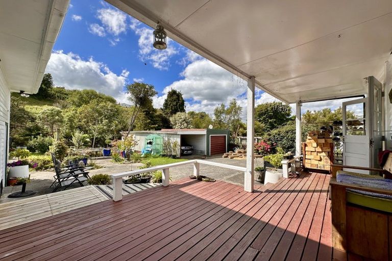 Photo of property in 50 Kiwi Road, Taihape, 4720