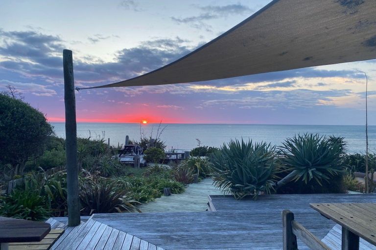 Photo of property in 37 Wairere Road, Wainui, Gisborne, 4010