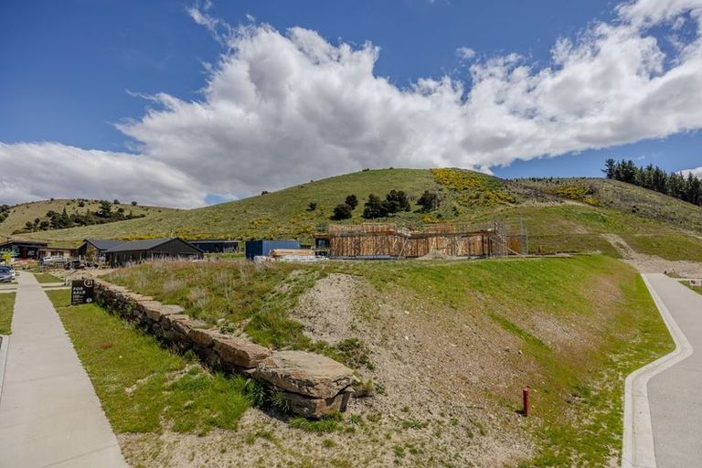 Photo of property in 28 Atkins Road, Luggate, Wanaka, 9382