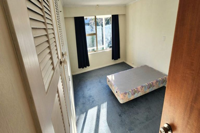 Photo of property in 26 Coates Street, Tawa, Wellington, 5028