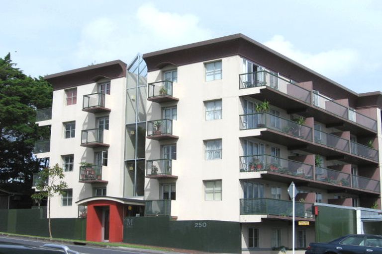 Photo of property in 3e/250 Richmond Road, Grey Lynn, Auckland, 1021
