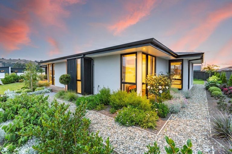 Photo of property in 21 Armadale Street, Mosgiel, 9024