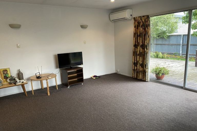 Photo of property in 2/21a Quinns Road, Shirley, Christchurch, 8013