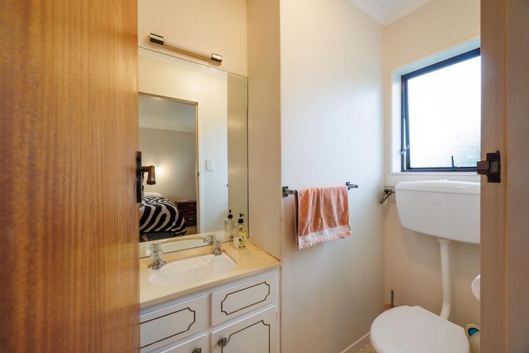 Photo of property in 11 Moyne Avenue, Milson, Palmerston North, 4414