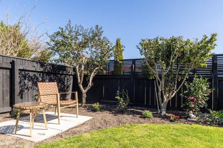 Photo of property in 1229 Louie Street, Parkvale, Hastings, 4122
