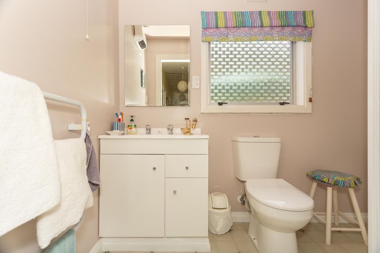 Photo of property in 17-19 Spiers Street, Kakanui, Oamaru, 9495