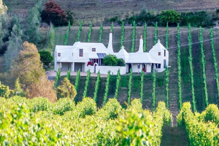 Photo of property in 378 Te Mata Road, Havelock North, 4294