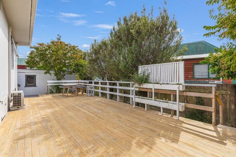 Photo of property in 3/54 Lynwood Road, New Lynn, Auckland, 0600
