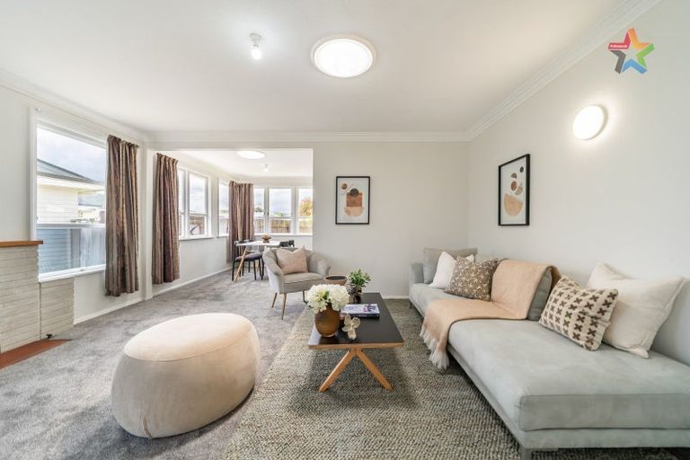 Photo of property in 20 Charles Street, Clouston Park, Upper Hutt, 5018