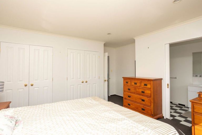 Photo of property in 45 Barraud Street, Dannevirke, 4930