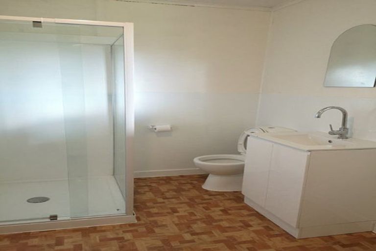 Photo of property in 16a Donald Crescent, Karori, Wellington, 6012