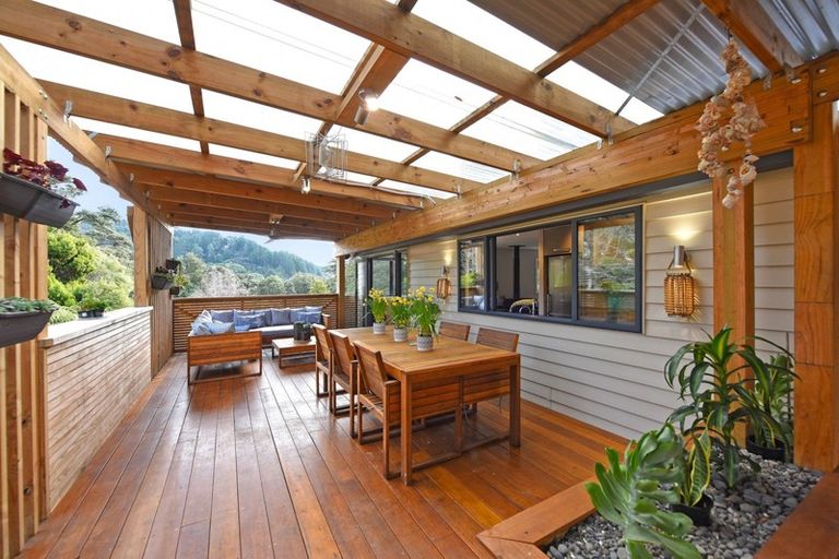 Photo of property in 41 Forest Road, Pinehaven, Upper Hutt, 5019