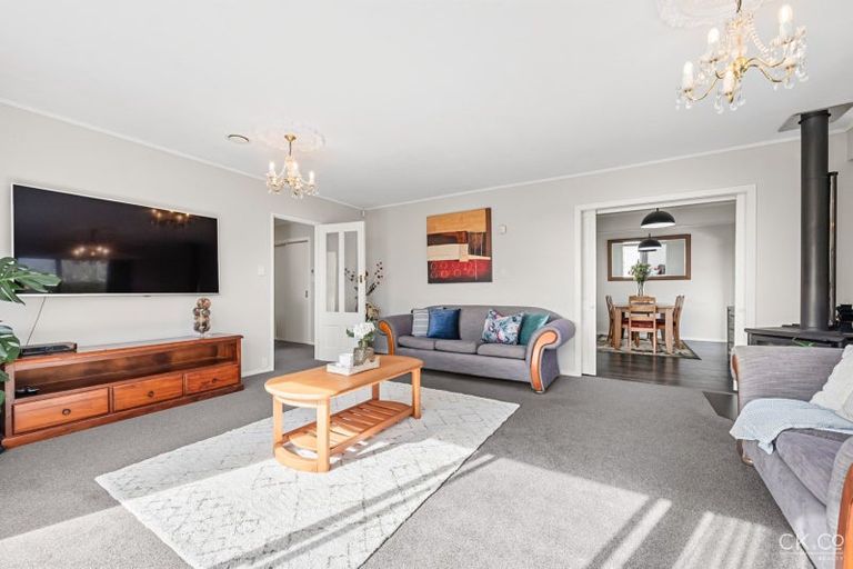 Photo of property in 12a Raukawa Grove, Trentham, Upper Hutt, 5018