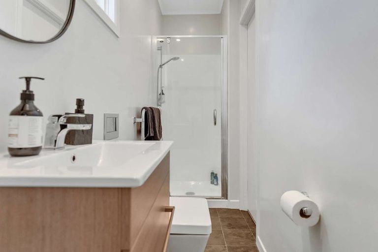 Photo of property in 67 Forest Lake Road, Forest Lake, Hamilton, 3200