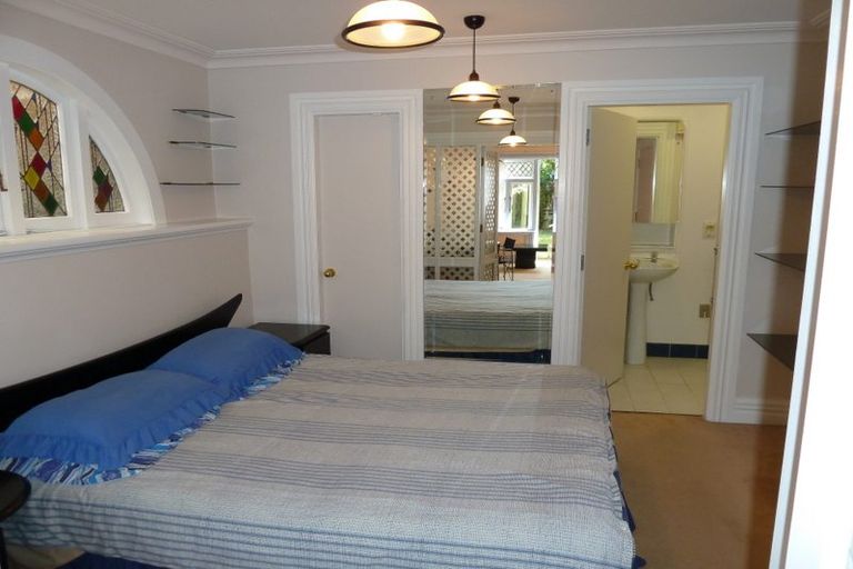 Photo of property in 103 Salamanca Road, Wellington Central, Wellington, 6011