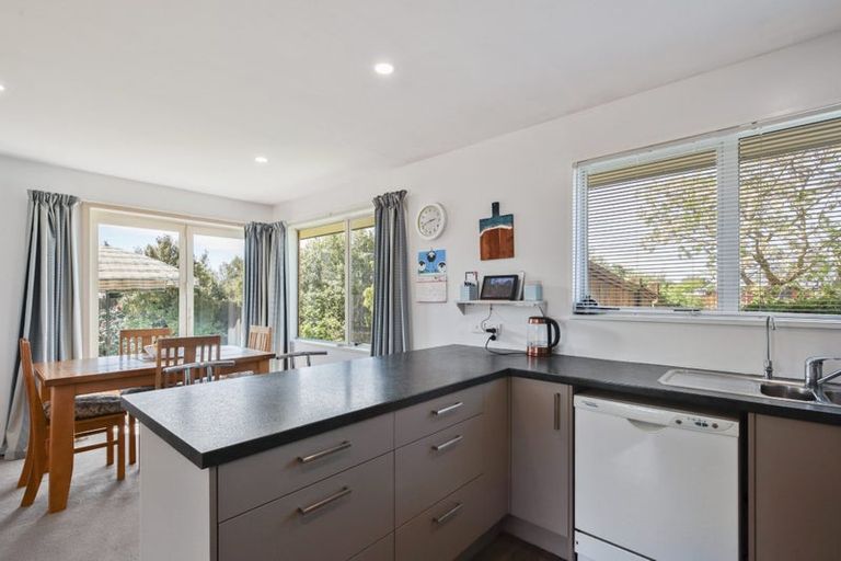 Photo of property in 16 Chamberlain Lane, Rangiora, 7400