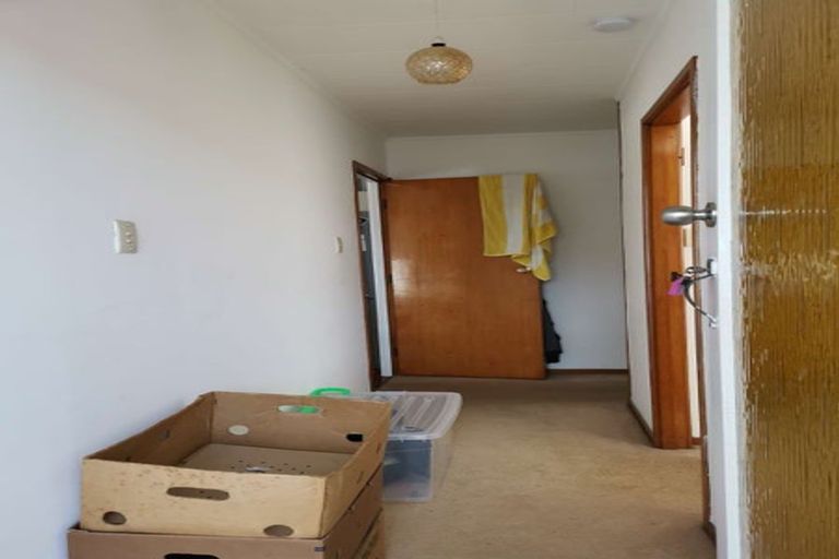 Photo of property in 26 Salamanca Road, Sunnynook, Auckland, 0620